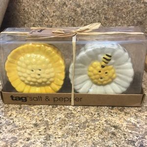 Tag Handpainted Flower Salt & Pepper Shakers- NIB